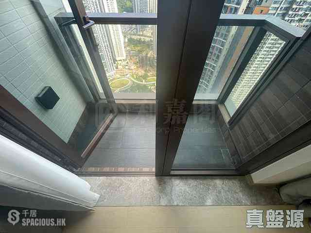 Lohas Park - Lohas Park Phase 6 Lp6 Block 2 03