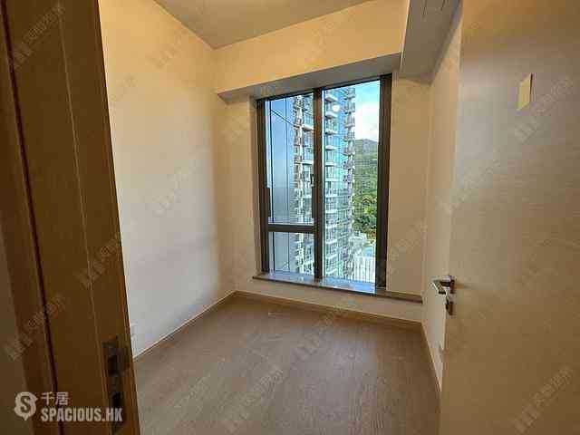 Wong Chuk Hang - The Southside Phase 2 La Marina 02