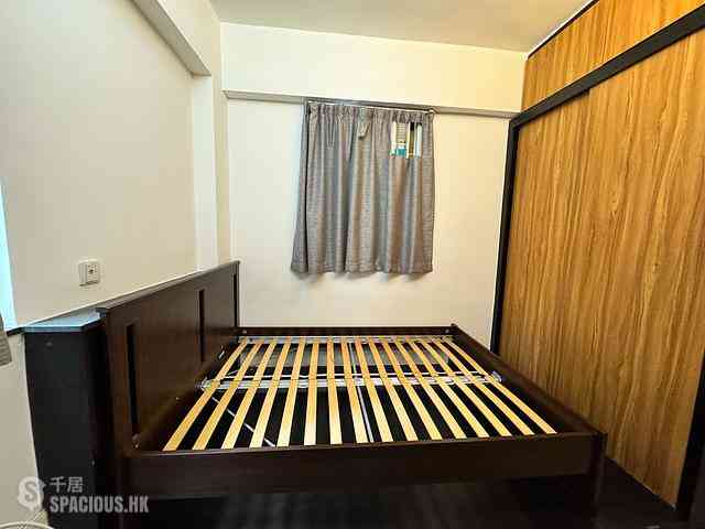 Sheung Wan - Tai Wing House 06