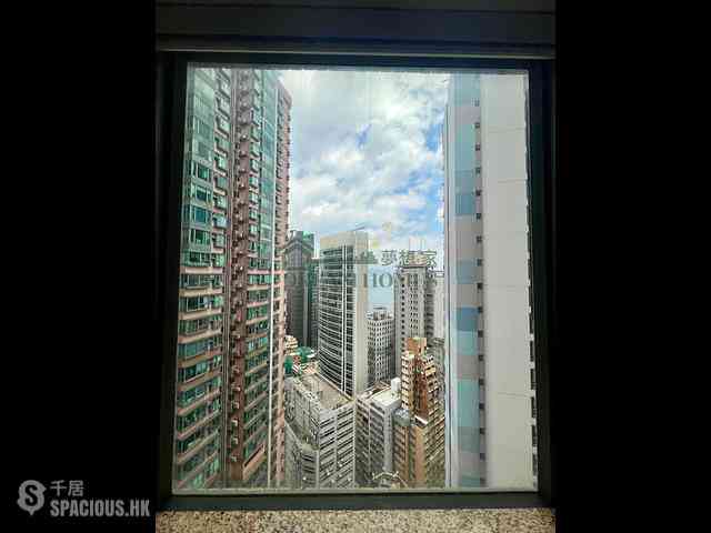 Sheung Wan - Queen's Terrace 09