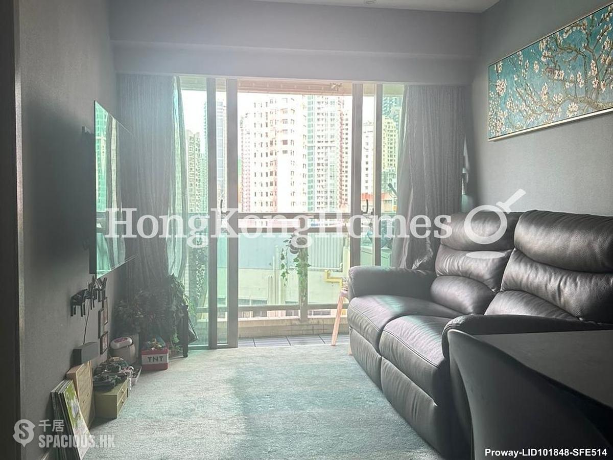 Sai Ying Pun - Centre Place 01
