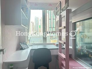 Sai Ying Pun - Centre Place 07