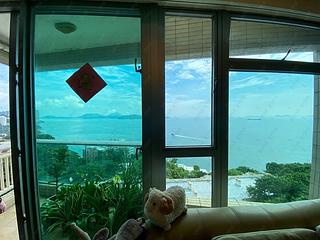 Pok Fu Lam - Villas Sorrento 08