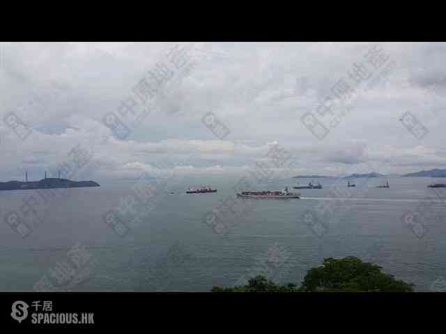 Pok Fu Lam - Villas Sorrento 15