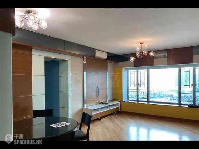 West Kowloon - Sorrento Phase 1 Block 3 01