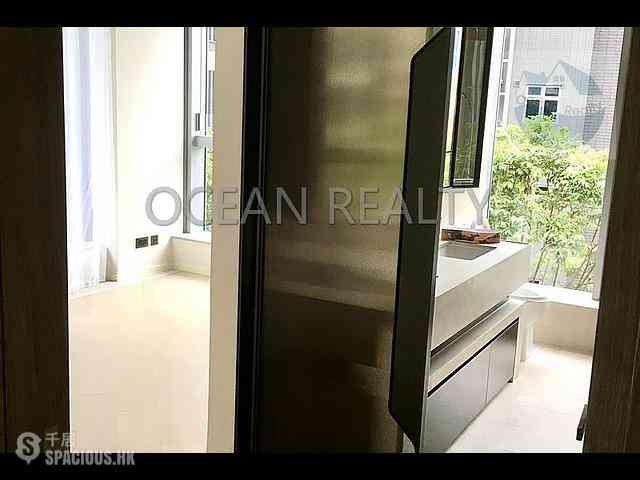 Clear Water Bay - Mount Pavilia 07