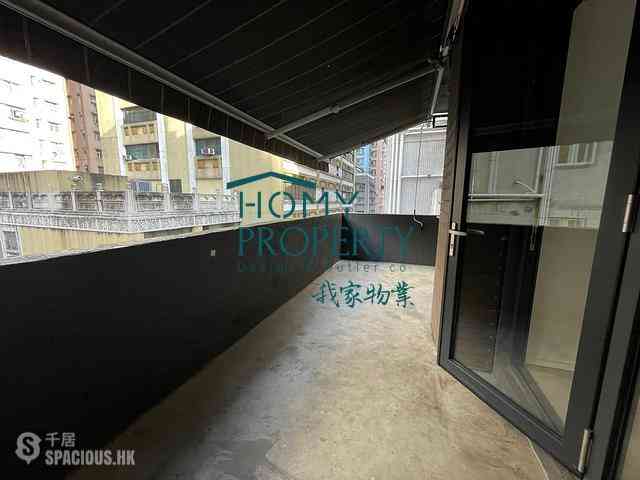 Sheung Wan - Tai Wing House 01
