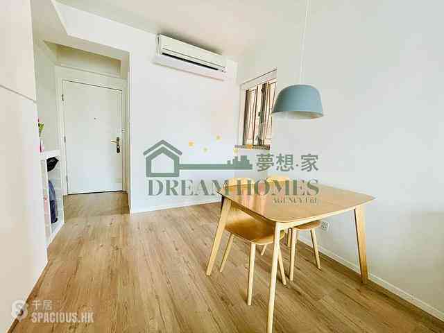 Sheung Wan - Queen's Terrace Block 3 05
