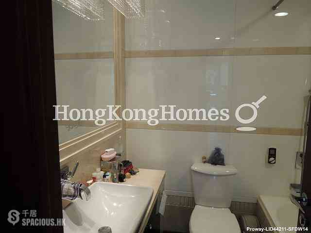Tai Hang - The Legend 09