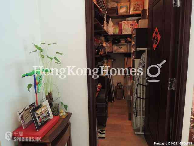 Tai Hang - The Legend 12