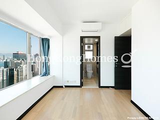 Sai Ying Pun - Centre Place 06