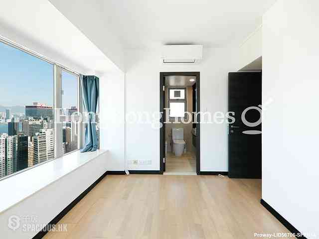 Sai Ying Pun - Centre Place 06