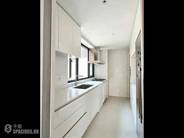 Repulse Bay - Pine Crest 05