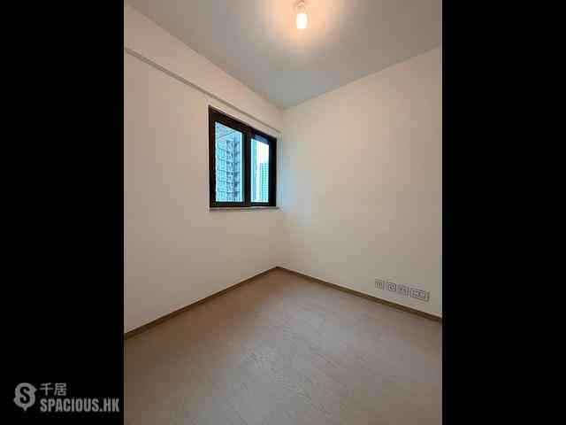 Wong Chuk Hang - The Southside Phase 3B Blue Coast Tower 1A 02