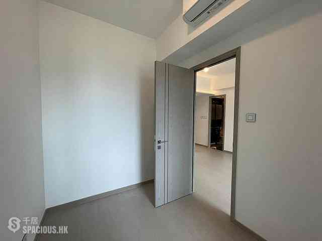Wong Chuk Hang - The Southside Phase 3B Blue Coast 07