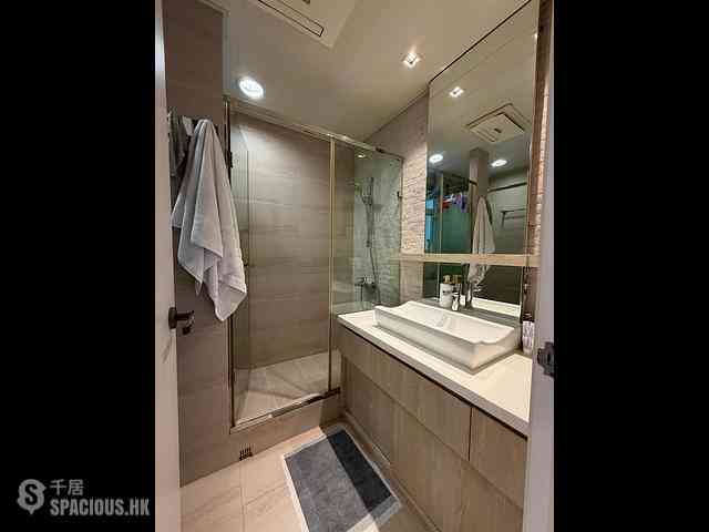 Happy Valley - Shan Kwong Towers Block 2 06