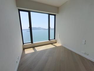 Ap Lei Chau - The Corniche Tower 2 03