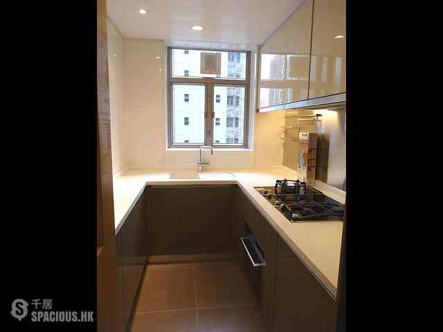 Sai Ying Pun - Island Crest Block 2 02