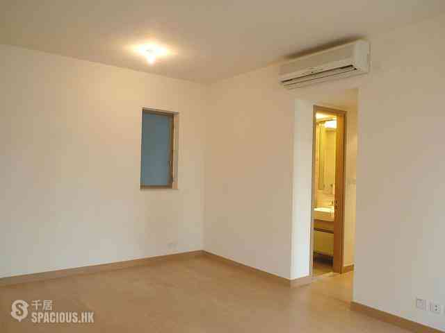 Sai Ying Pun - Island Crest Block 2 03
