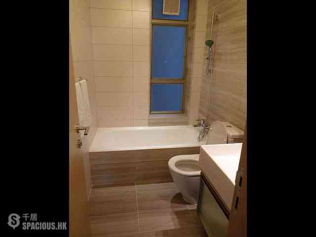 Sai Ying Pun - Island Crest Block 2 05