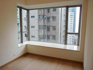 Sai Ying Pun - Island Crest Block 2 06