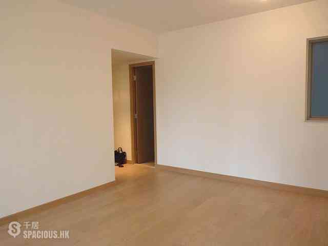 Sai Ying Pun - Island Crest Block 2 04