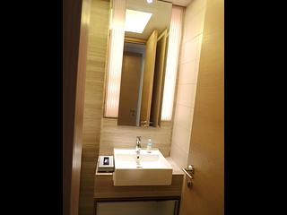 Sai Ying Pun - Island Crest Block 2 09