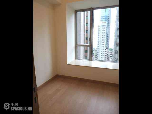 Sai Ying Pun - Island Crest Block 2 10