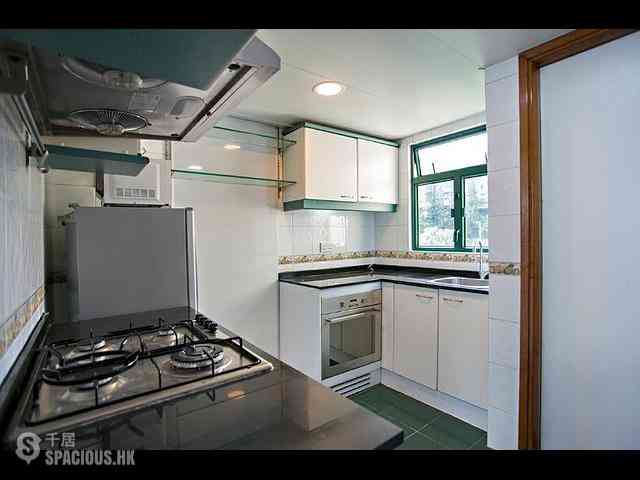 Stanley - Stanley Beach Villa 05