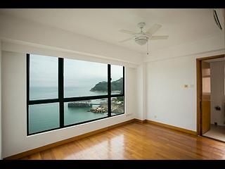 Stanley - Stanley Beach Villa 06