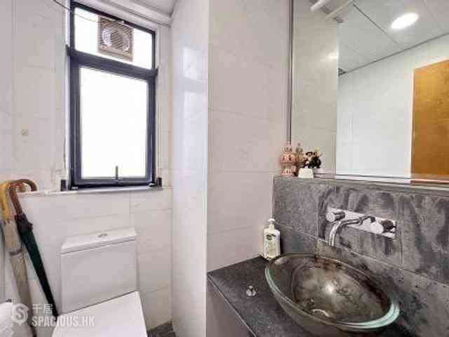 Mid Levels East - Regent On The Park 13