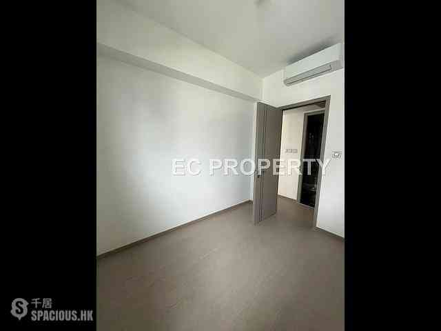 Wong Chuk Hang - The Southside Phase 3B Blue Coast 08