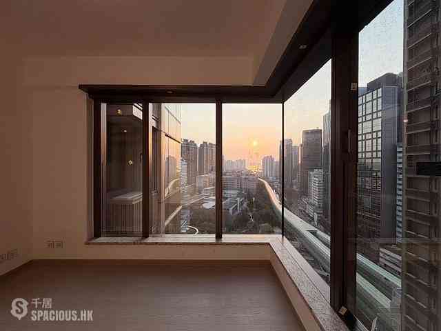 Wong Chuk Hang - The Southside 01