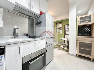 Mid Levels Central - 13-13A, Seymour Road 05