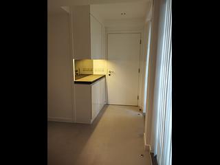 Soho - 40, Elgin Street 10
