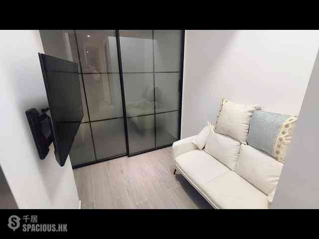 Prince Edward - 206-208, Prince Edward Road West 02