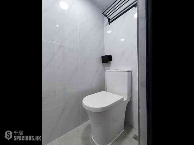 Prince Edward - 206-208, Prince Edward Road West 04