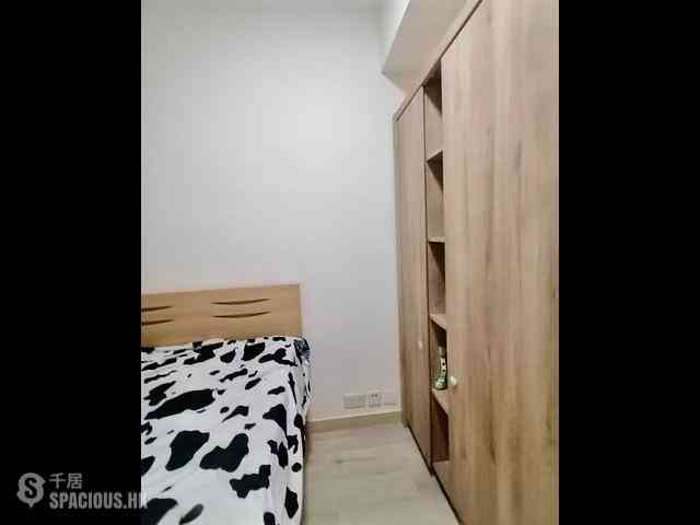 Kennedy Town - Luen Gay Apartments 06