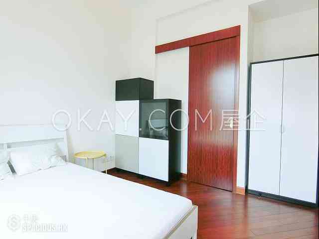 Wan Chai - The Avenue Phase 2 02