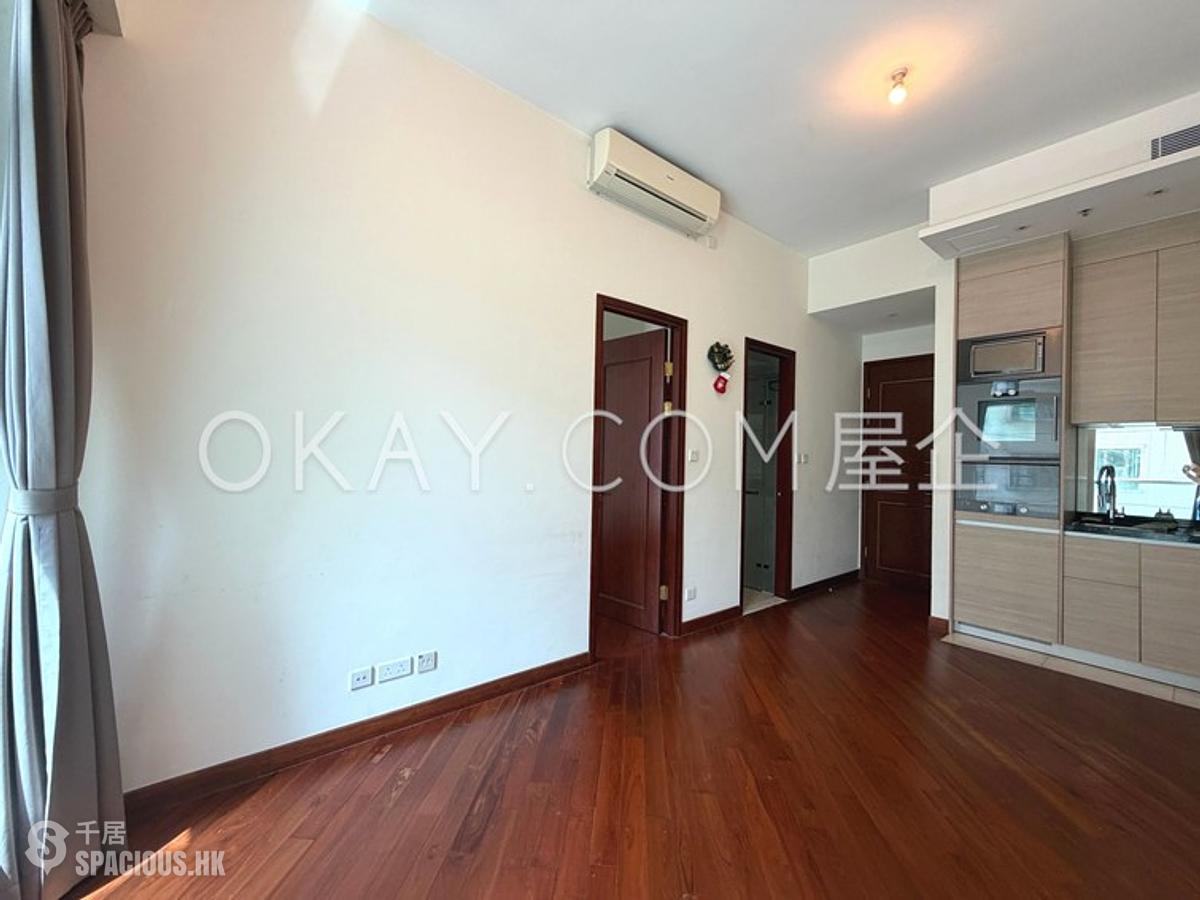 Wan Chai - The Avenue Phase 2 01