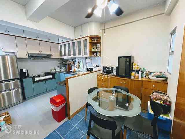Pok Fu Lam - Albany Court 04