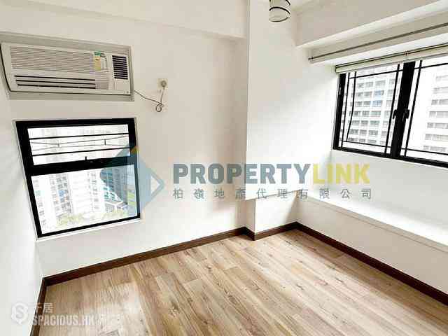 Poho - Rich View Terrace 02