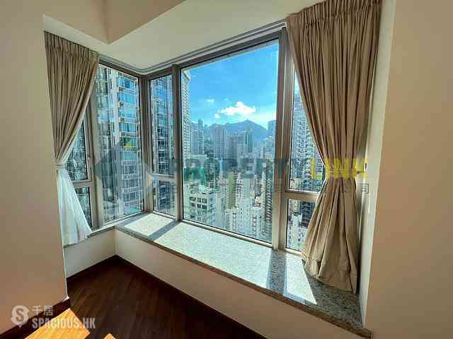 Wan Chai - The Avenue 06