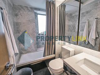 Sai Ying Pun - The Nova 07
