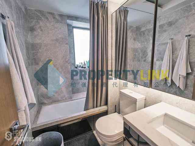 Sai Ying Pun - The Nova 07