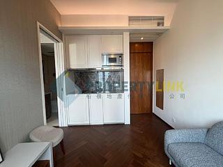 Shek Tong Tsui - One South Lane 06