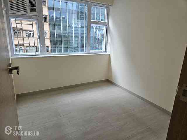Wan Chai - Ying King Building (Mansion) 03