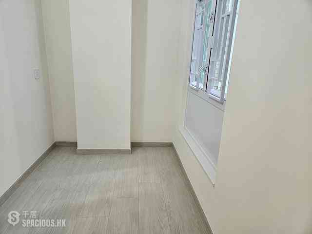 Wan Chai - Ying King Building (Mansion) 05