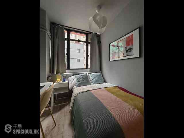 Wan Chai - Bowrington Building 02