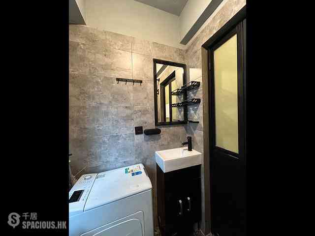 Wan Chai - Bowrington Building 15